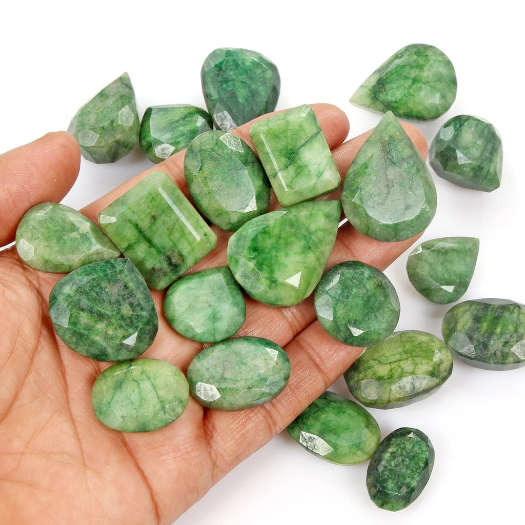 Emerald Lot, Loose Gemstone, Color Enhanced, Green — 21 Pieces, 22mm to 35mm, 1000 Ct, Brazil