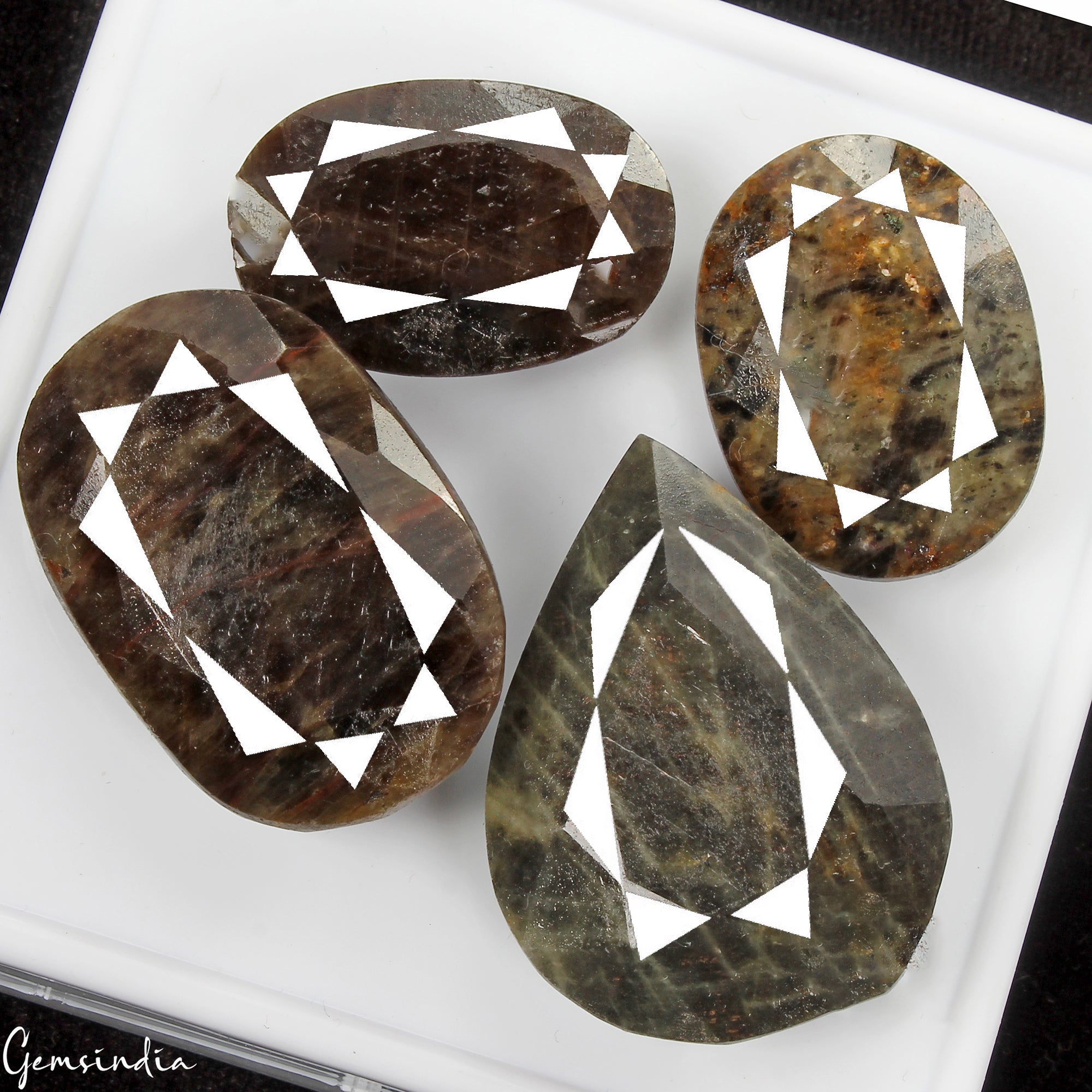 Sapphire Loose Gemstone, Untreated, Black — 33mm to 45mm, 700 Ct, Madagascar