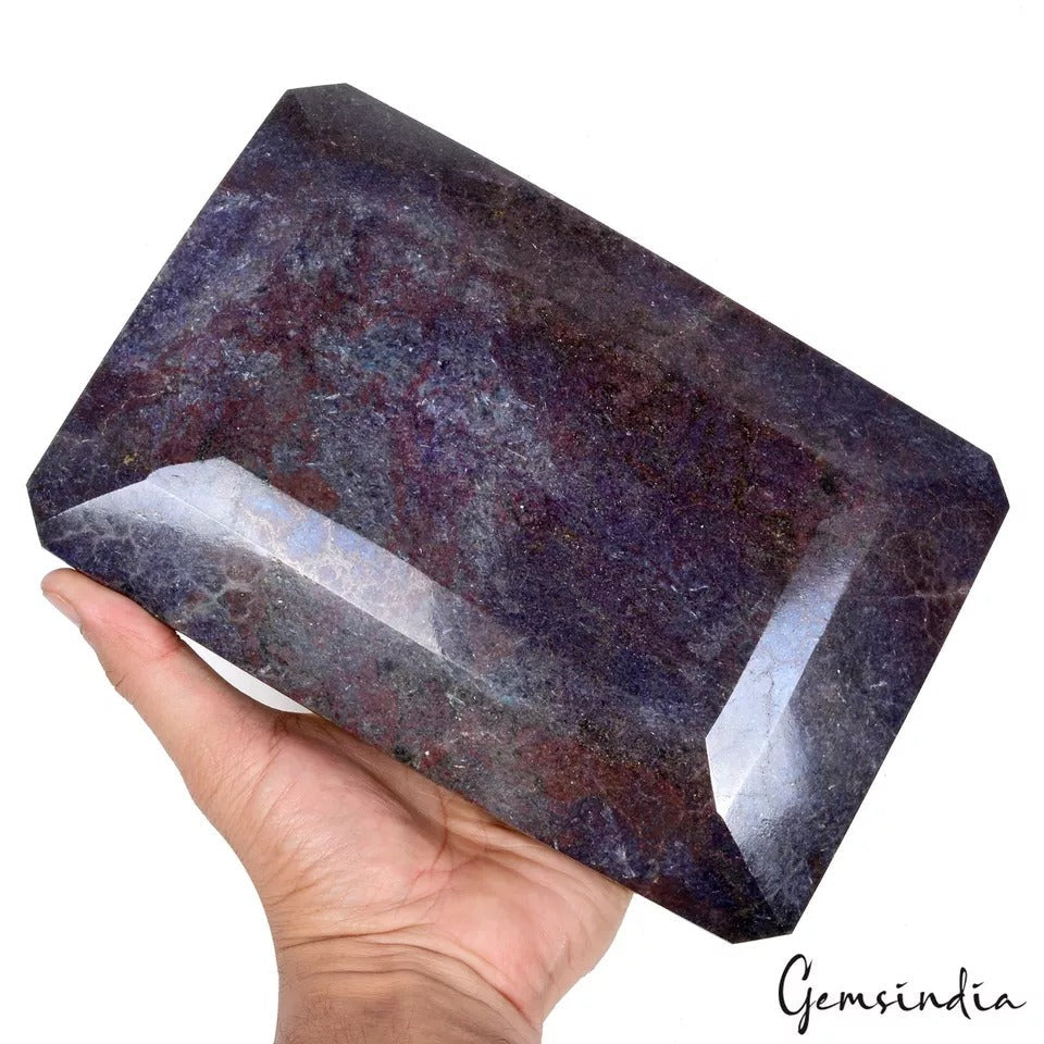 4.7 Kilo Natural Blue Sapphire Octagon Cut Earth mined Huge Museum Size Gemstone