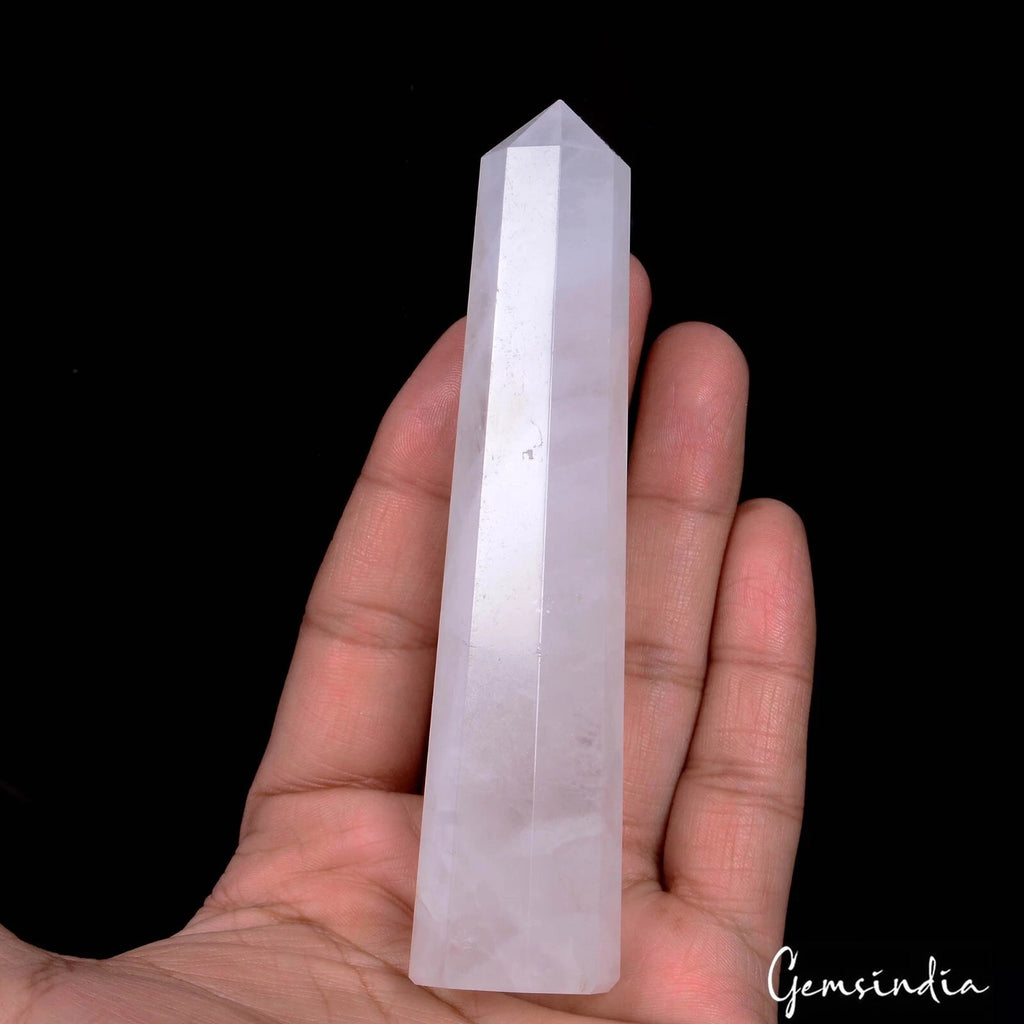 White Quartz Carving, Untreated — 4.75 x 0.9 Inch, 640 Ct