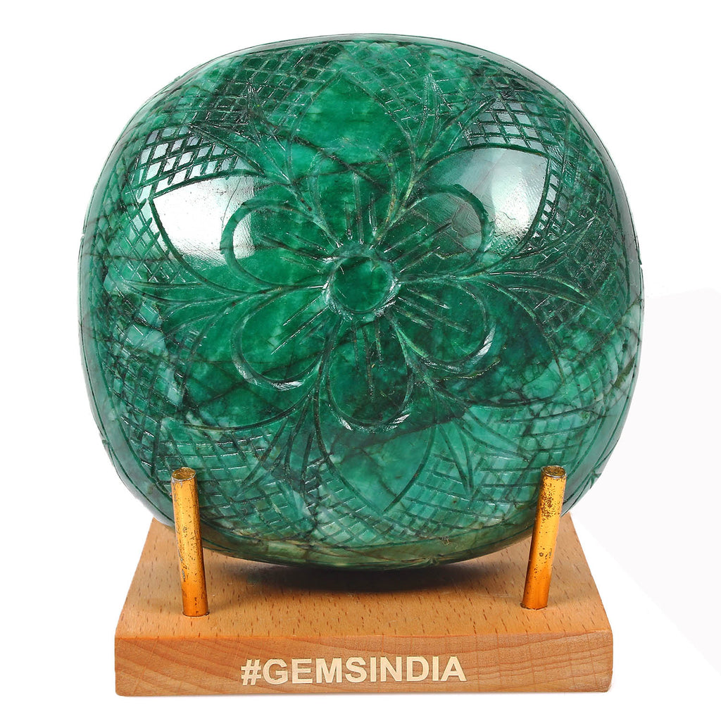 Emerald Carving, Color Enhanced, Green — 94x90x42mm, 3350 Ct, Brazil