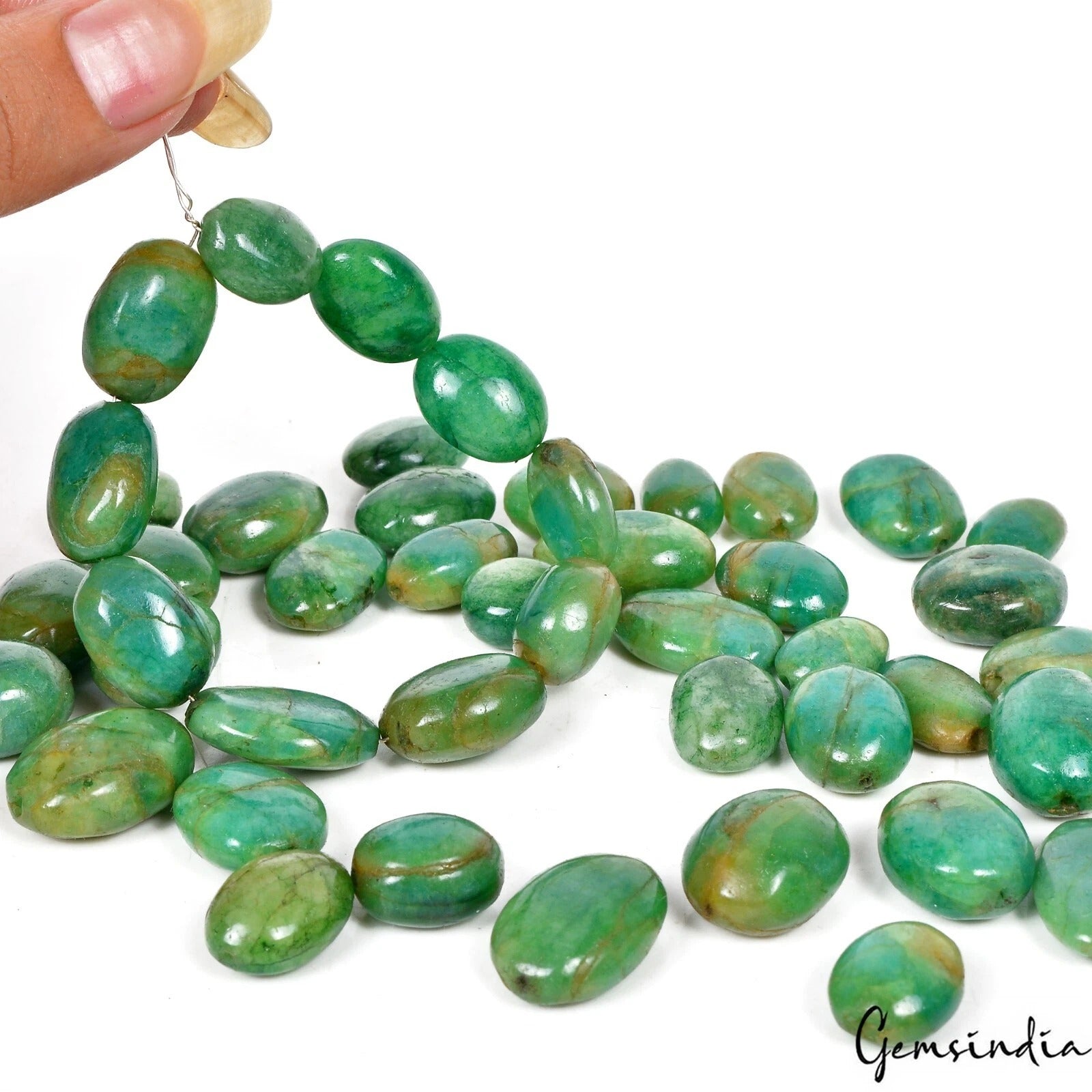 560 Ct/46 Pcs Natural Brazilian Green Emerald Oval Drill Cab Bead Loose Gems Lot