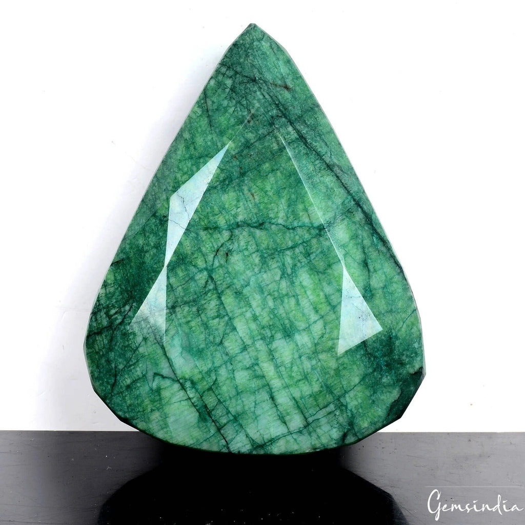 2900 Ct Natural Green Brazilian Emerald Pear Faceted Earth Mined Loose Gemstone