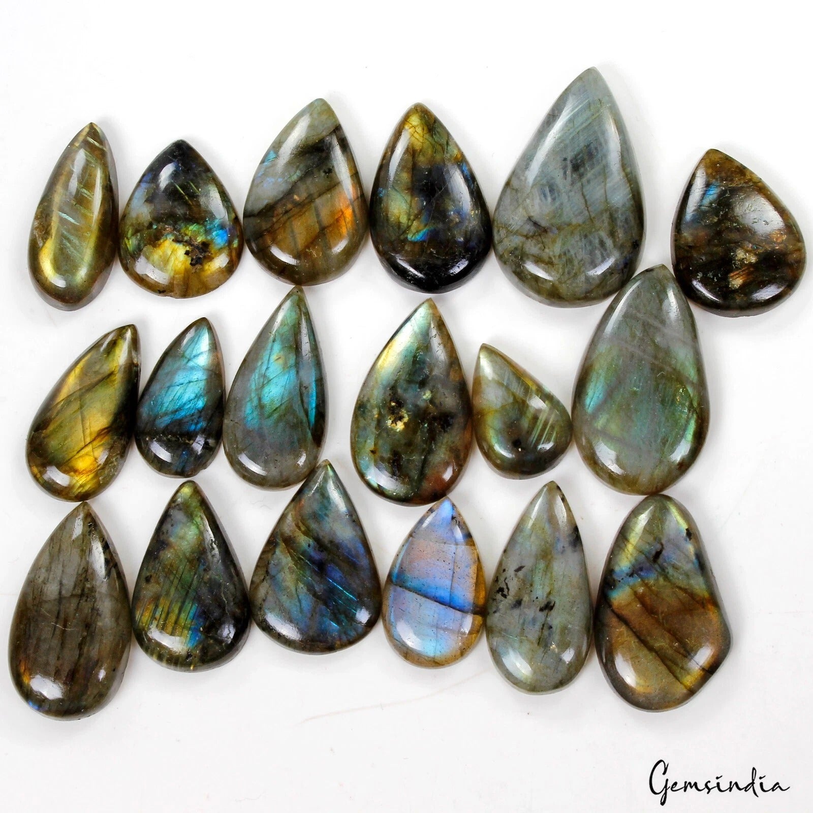 Labradorite Lot, Cabochon, Untreated — 18 Pieces, 20mm to 36mm, 450 Ct