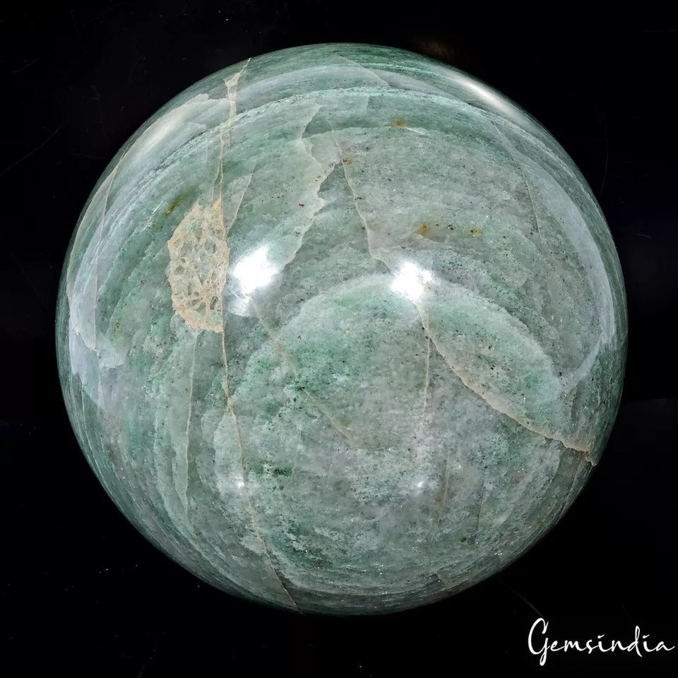 Aventurine Sphere, Green — 6.5 Inch in diameter, 5.7 Kg (28500 Ct), Madagascar