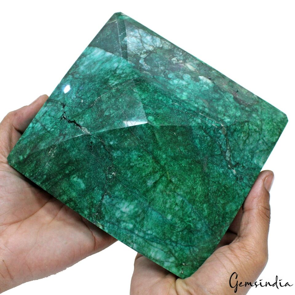 Emerald Loose Gemstone, Color Enhanced, Green — 6.1x5.5x2.3 Inch, 11150 Ct (2.23 Kg), Brazil