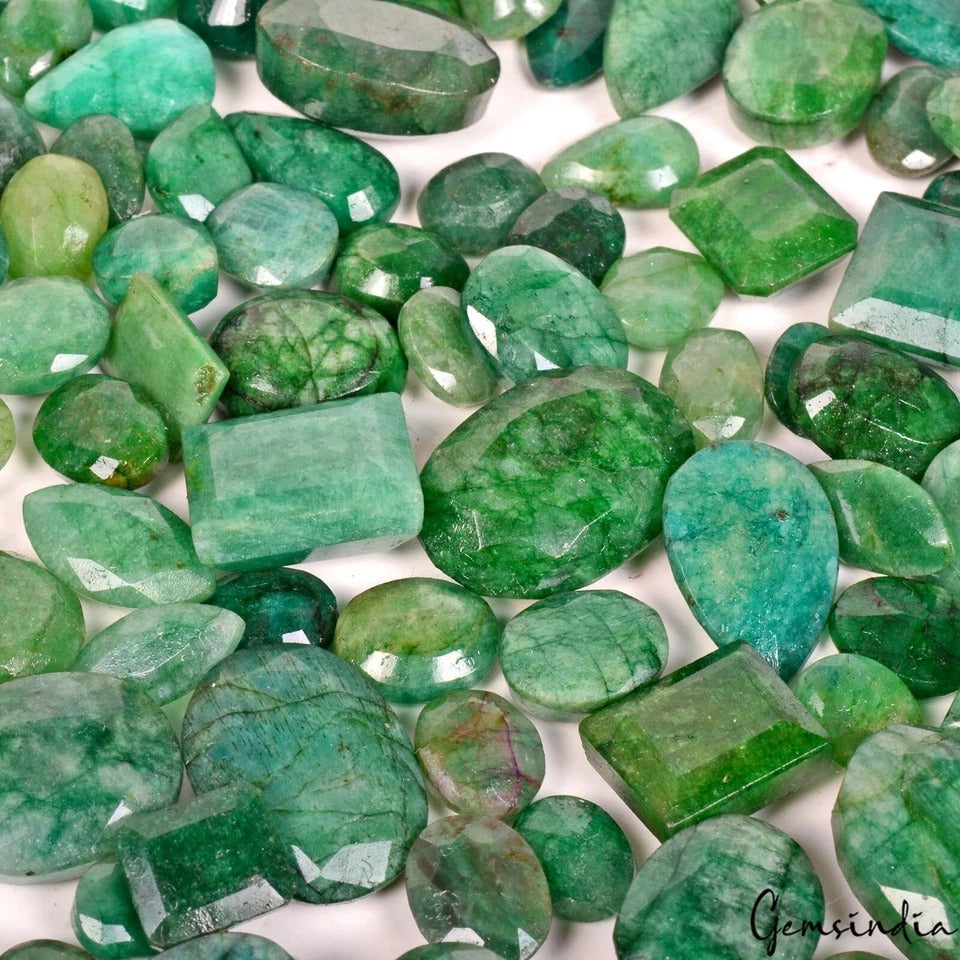 2100 Ct/220 Pcs Natural Brazilian Green Emerald Mix Cut Loose Gems Wholesale Lot
