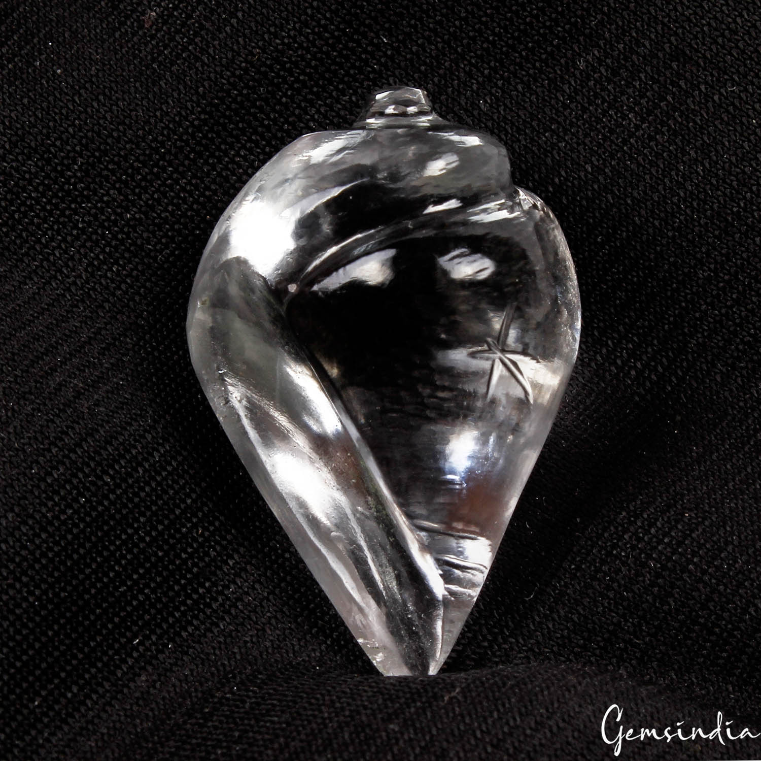 Quartz Carving, Untreated, White — 30 x 19 x 16mm, 45.60 Ct, Madagascar