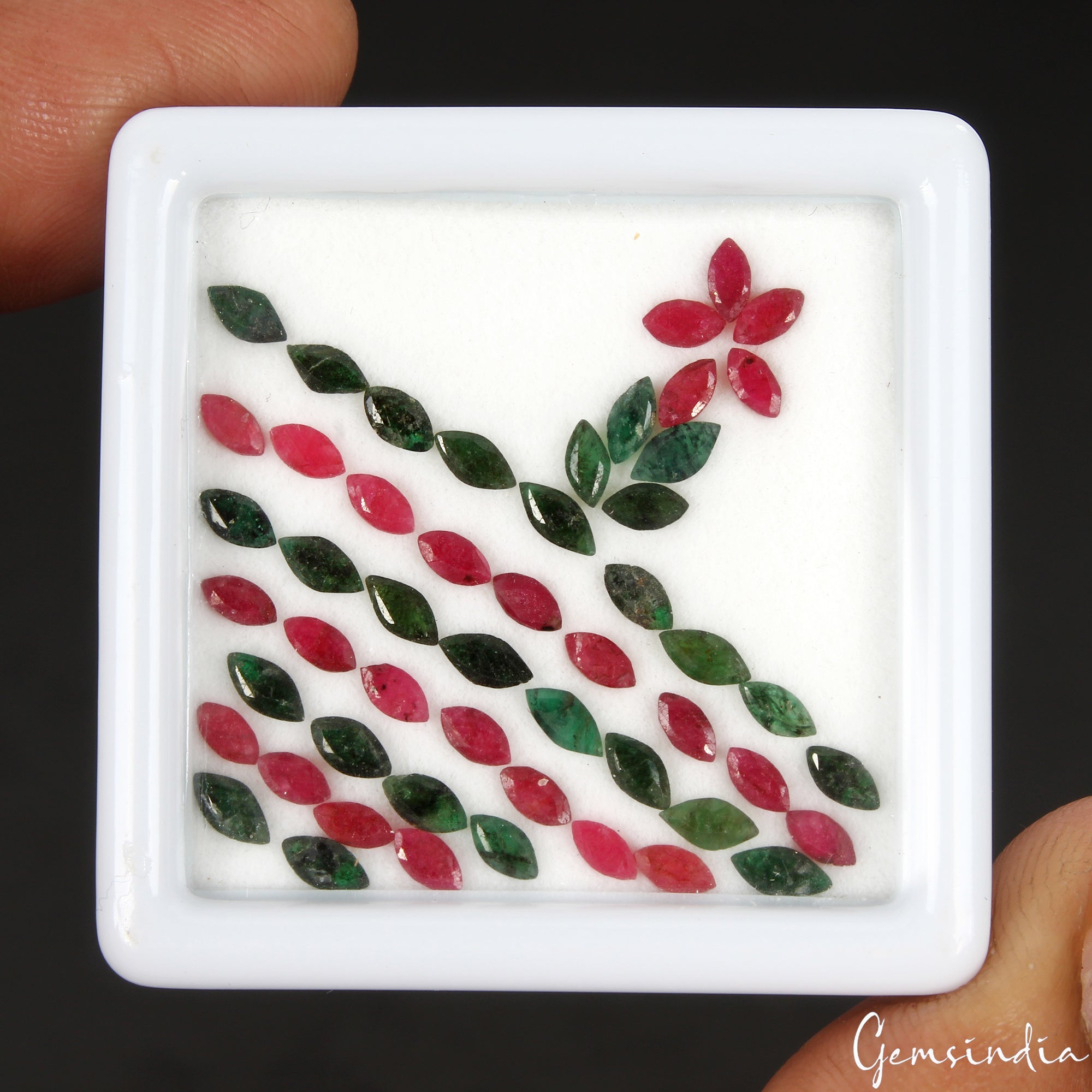 6.40 Cts/52 Pcs Natural Red Ruby Green Emerald Marquise Cut Gems Lot For Jewelry