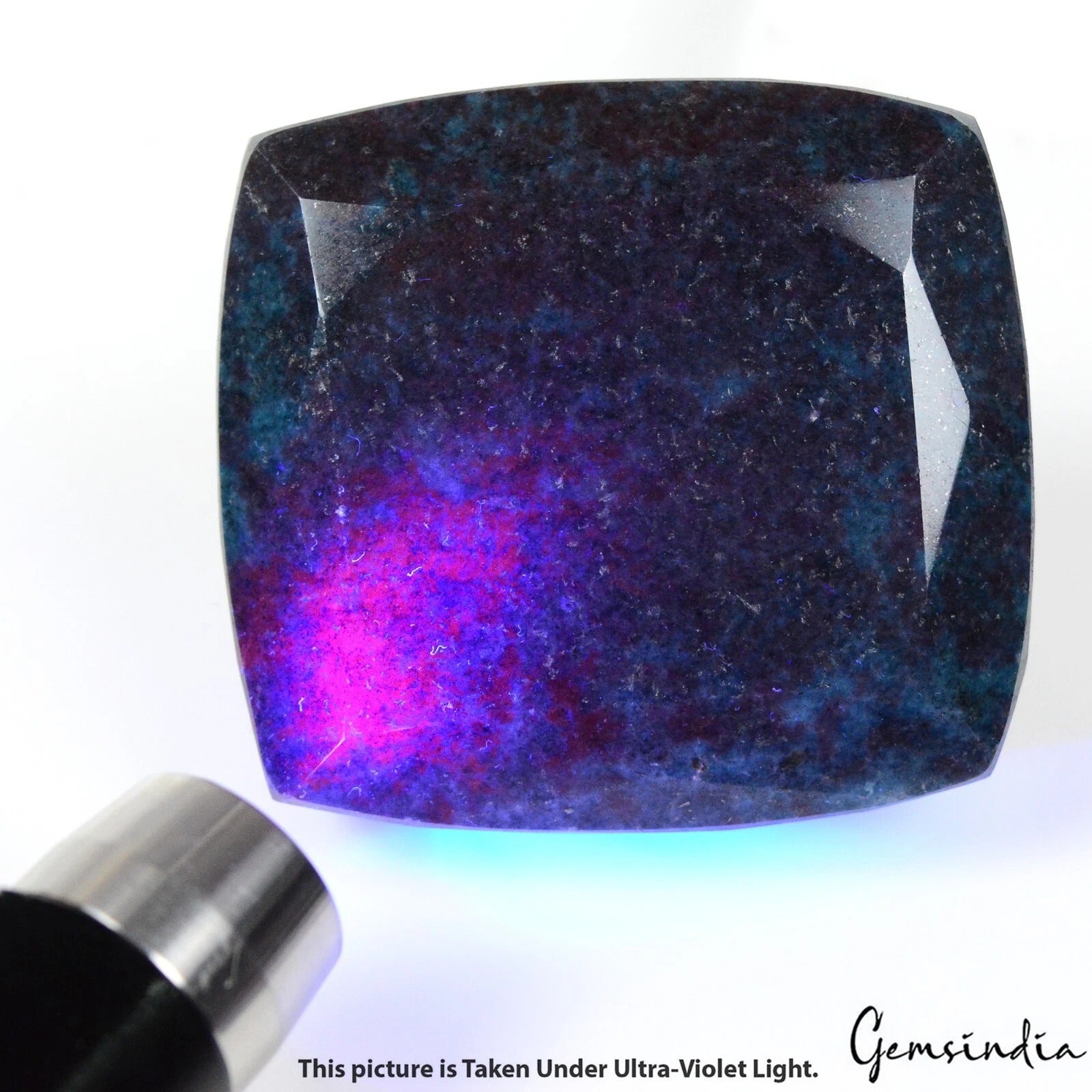 Ruby Kyanite Loose Gemstone, Untreated, Bi Color — 77 x 71 x 42 mm, 3390 Ct, Madagascar