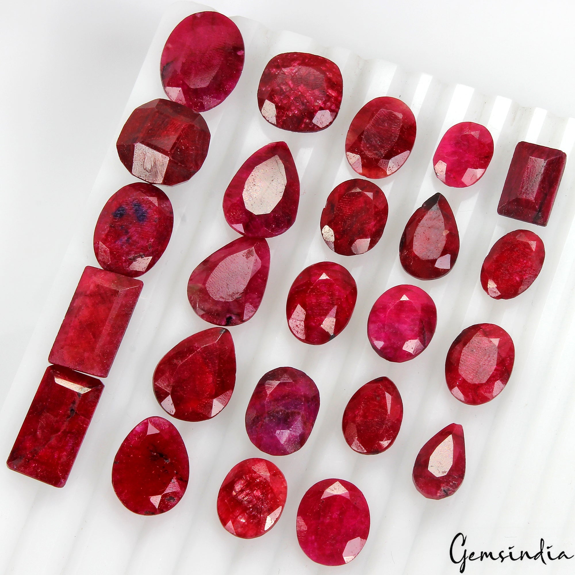 250 Cts/24 Pcs Natural Rich Red Ruby 12-20mm Mix Cut Loose Jewelry Gemstones Lot