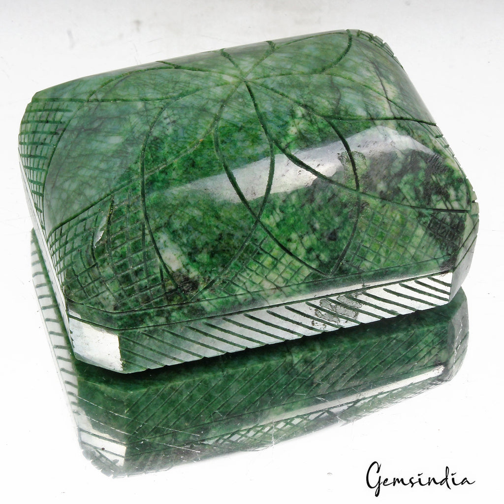 3920 Cts Natural Brazilian Emerald Octagon Cut Carving Earth mined Huge Size Gem