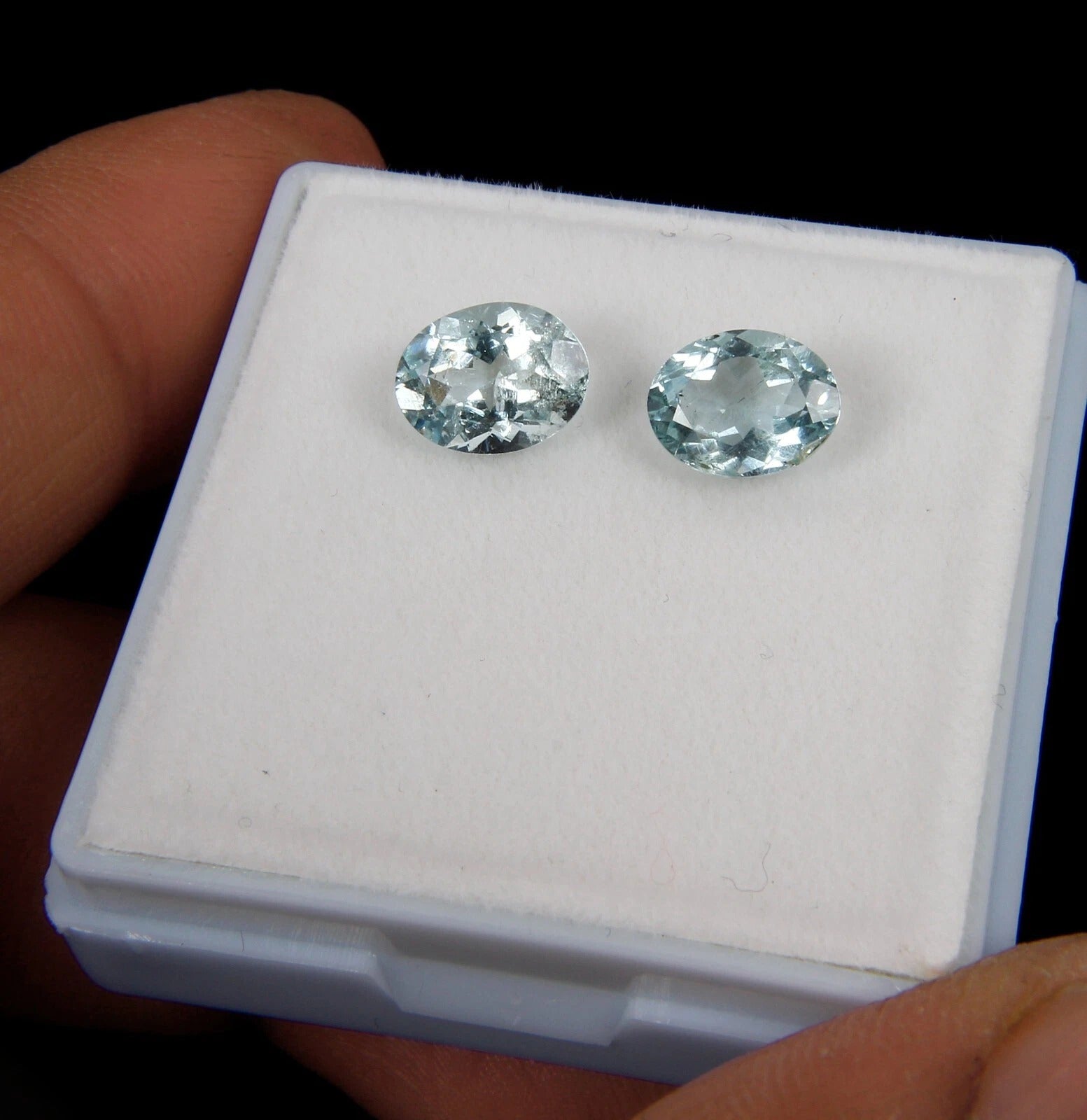 Aquamarine Lot, Loose Gemstone, Blue — 2 Pieces, 9x7x3 mm, 3.50 Ct