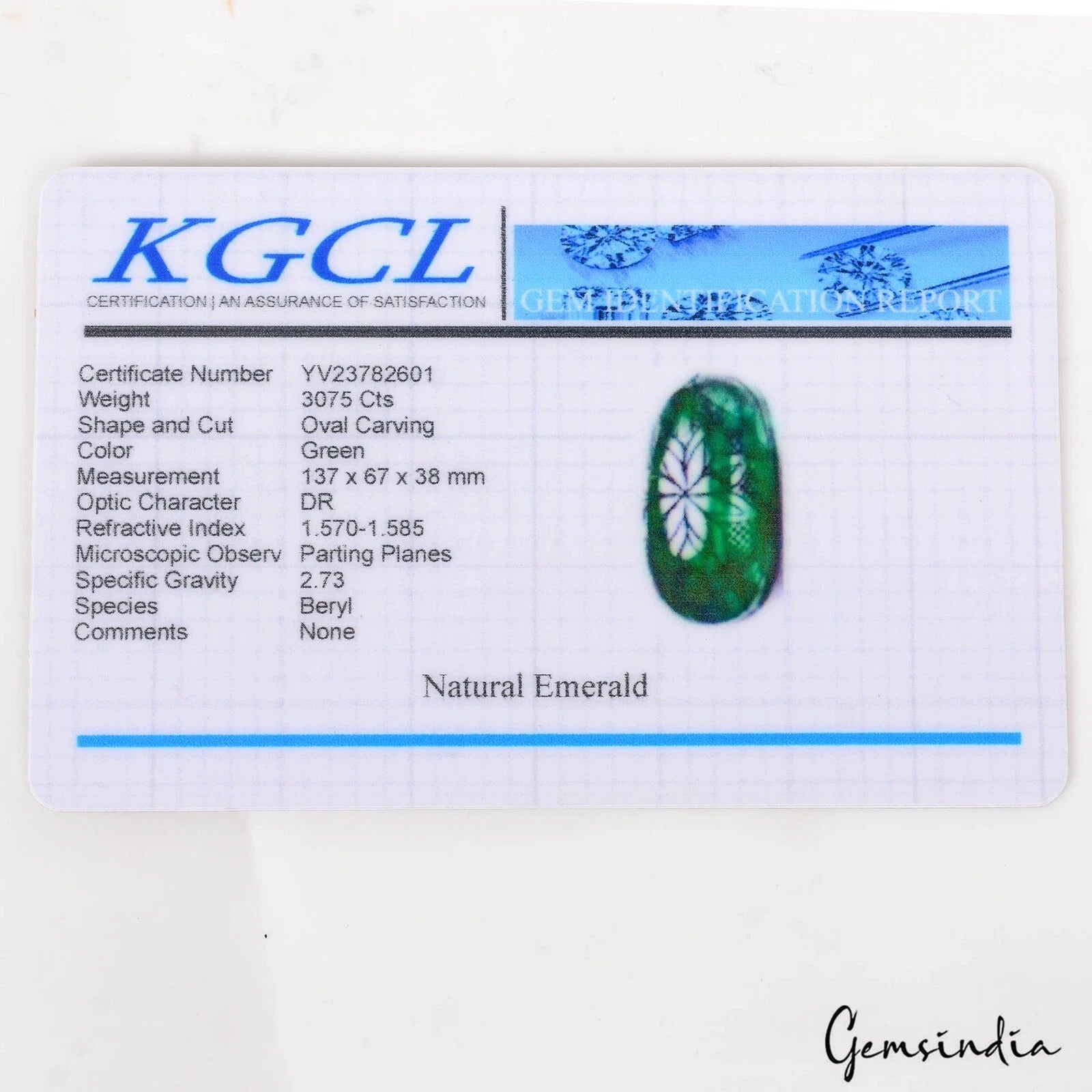 Brazilian Emerald Carving — 137 x 67 x 38 mm, 3075 Ct, Brazil