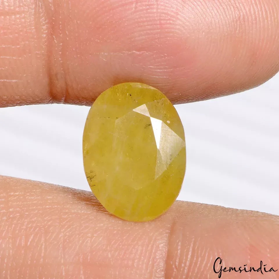 Yellow Sapphire Loose Gemstone, Untreated — 14x10x7 mm, 10.40 Ct, Sri Lanka