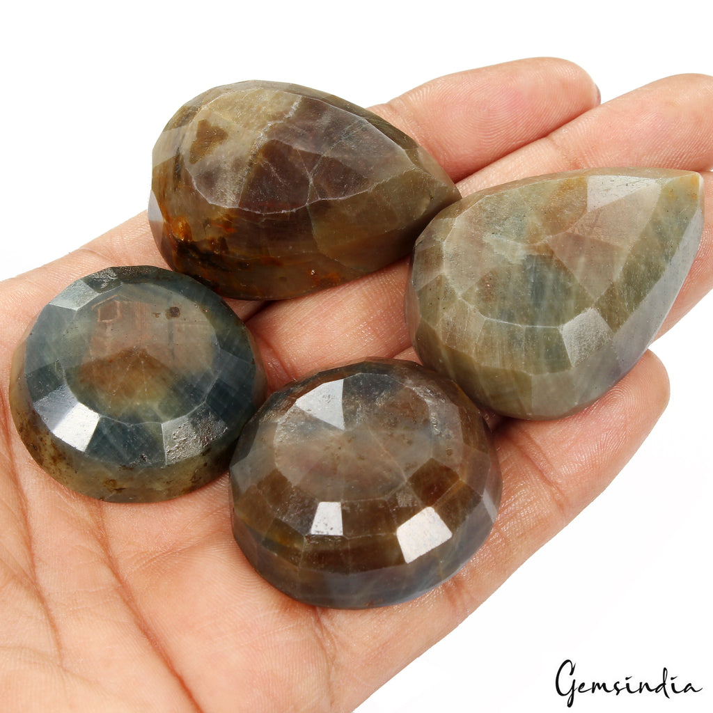 Sapphire Lot, Loose Gemstone, Round & Pear Cut, Untreated — 4 Pieces, 33mm to 47mm, 920 Ct, Madagascar