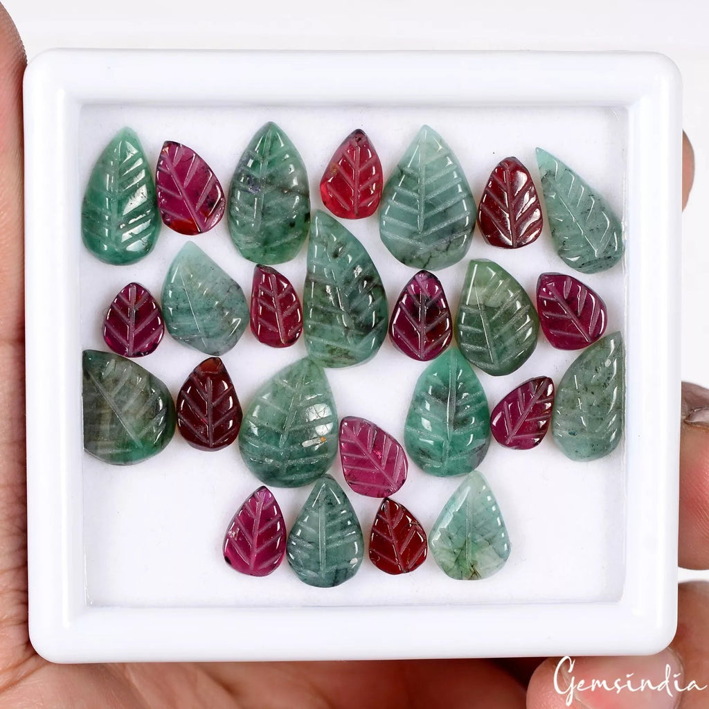 52 Ct/25Pcs Natural Untreated Green Emerald Red Garnet Pear Leaf Carved Gems Lot