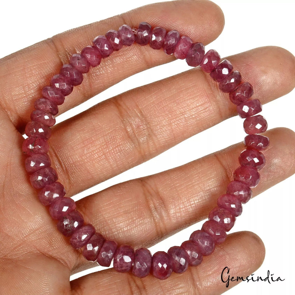 124.40 Cts Natural Red Ruby Round Beaded Elastic/Adjustable Stretch Bracelet-7"
