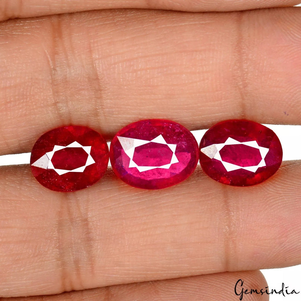 Natural Mozambique Ruby 11-13mm Oval Sparkling Red Gemstones 21.60 Ct excl