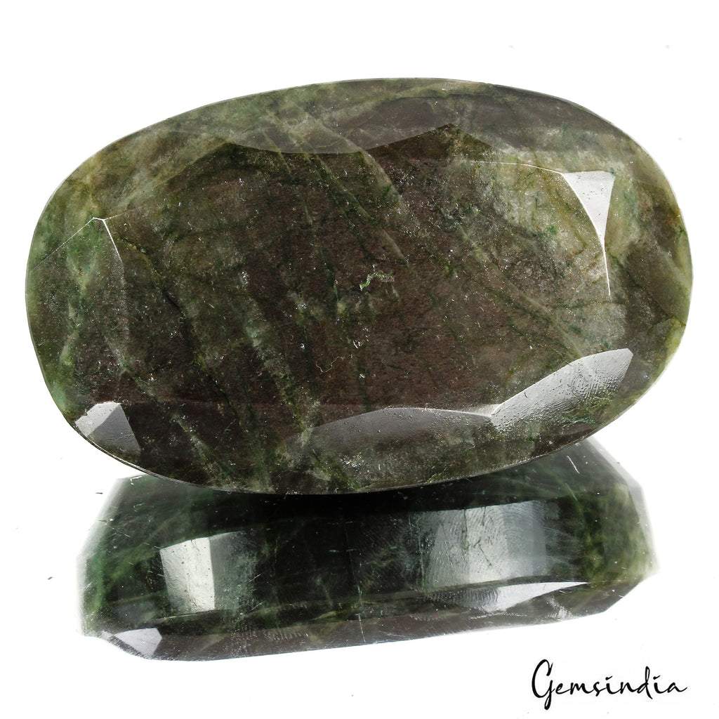 1060 Cts Natural Green Emerald Oval Cut Huge Earth mined Museum Size Gemstone