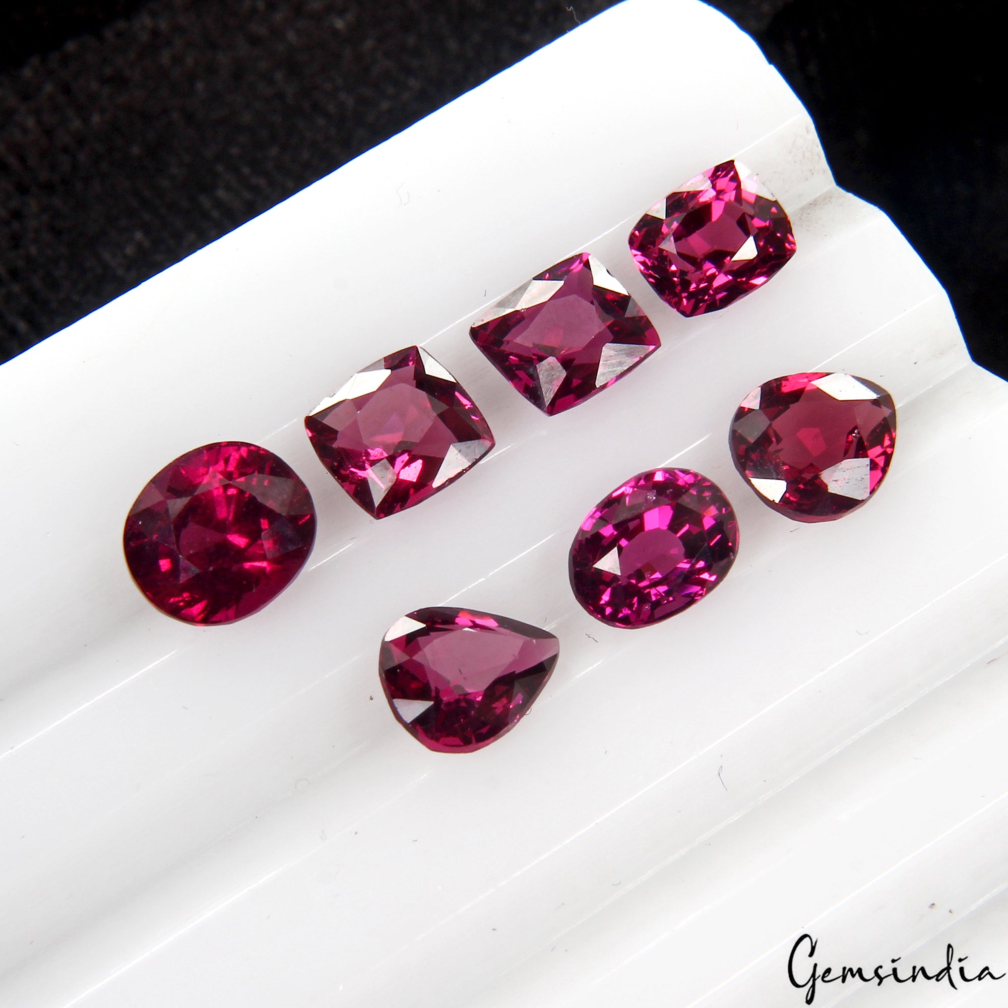 9.30 Cts Bright Hot Pink Raspberry Rhodolite Garnet Mix Cut Gemstones! Full Fire