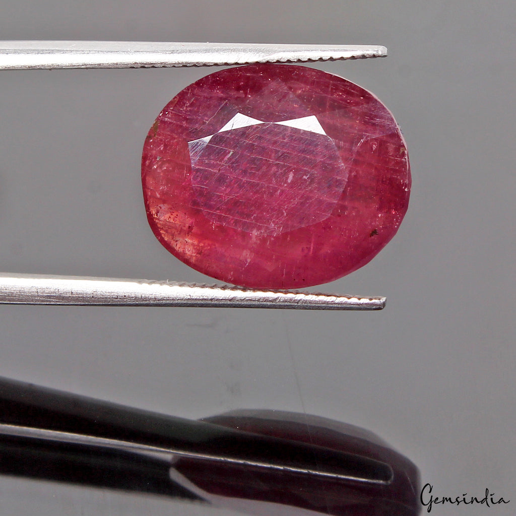Ruby Loose Gemstone, Oval Cut, Heated — 15x12x6 mm, 13.30 Ct, Mozambique