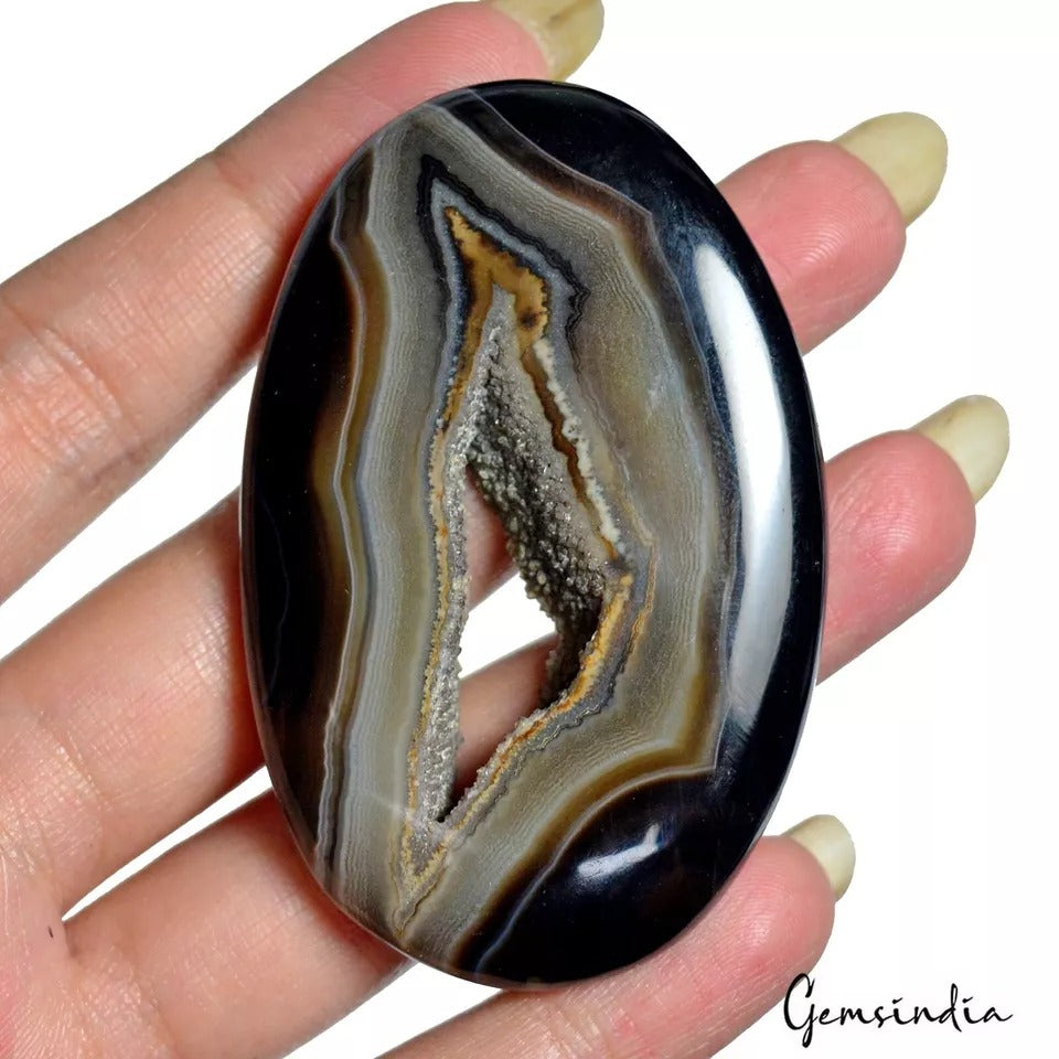 Onyx Cabochon, Untreated — 65 x 42 x 8mm, 186.40 Ct
