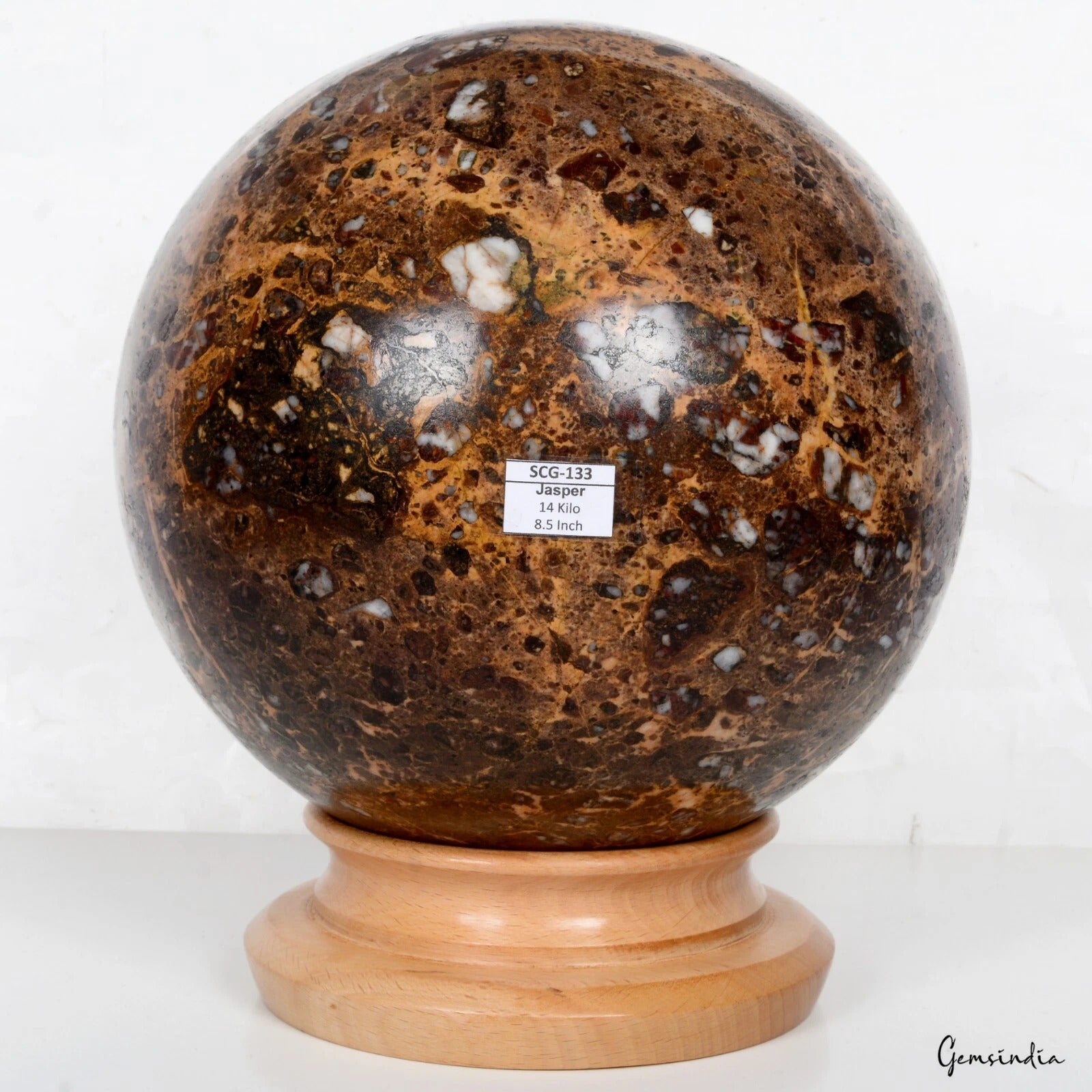 Jasper Sphere, Untreated, Brown — 8.5 Inch in diameter, 14.00 Kg (70000 Ct), Madagascar