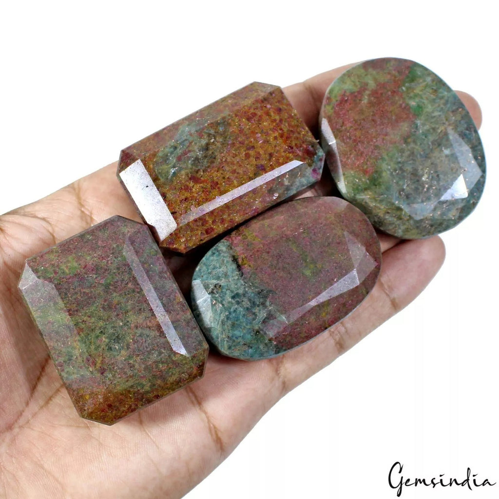 Ruby Kyanite Loose Gemstone, Oval & Octagon Cut, Untreated — 48mm, 1870 Ct, Madagascar