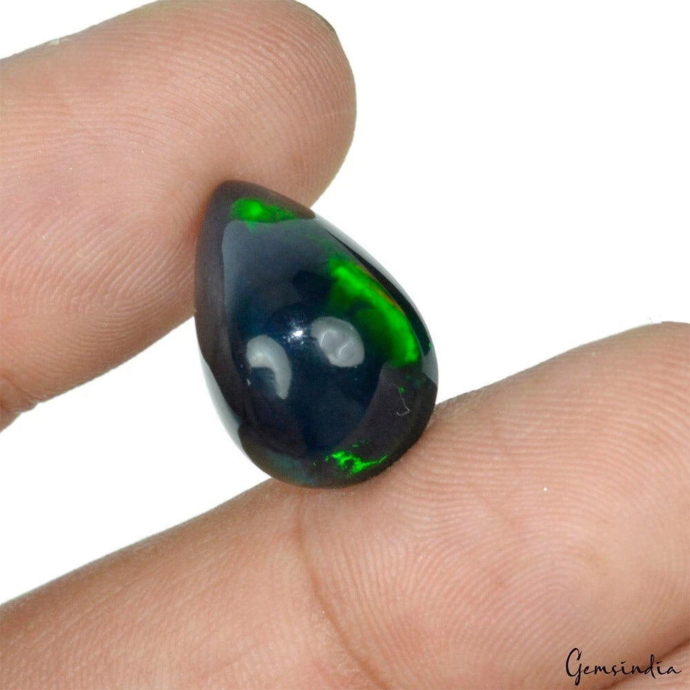 Opal Cabochon, Untreated, Black — 18x12x8 mm, 7.15 Ct, Ethiopia