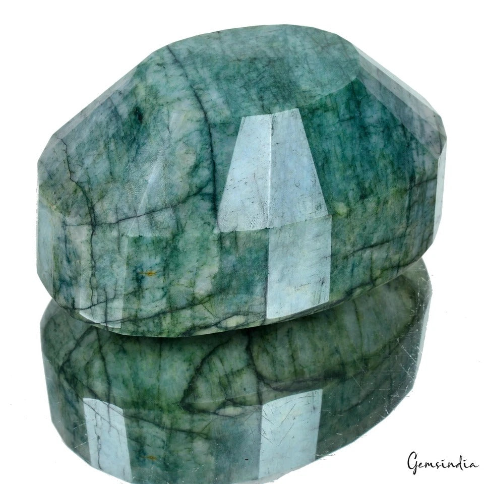 2060 Cts Natural Brazilian Green Emerald Oval Cut Loose Faceted Earth mined Gem