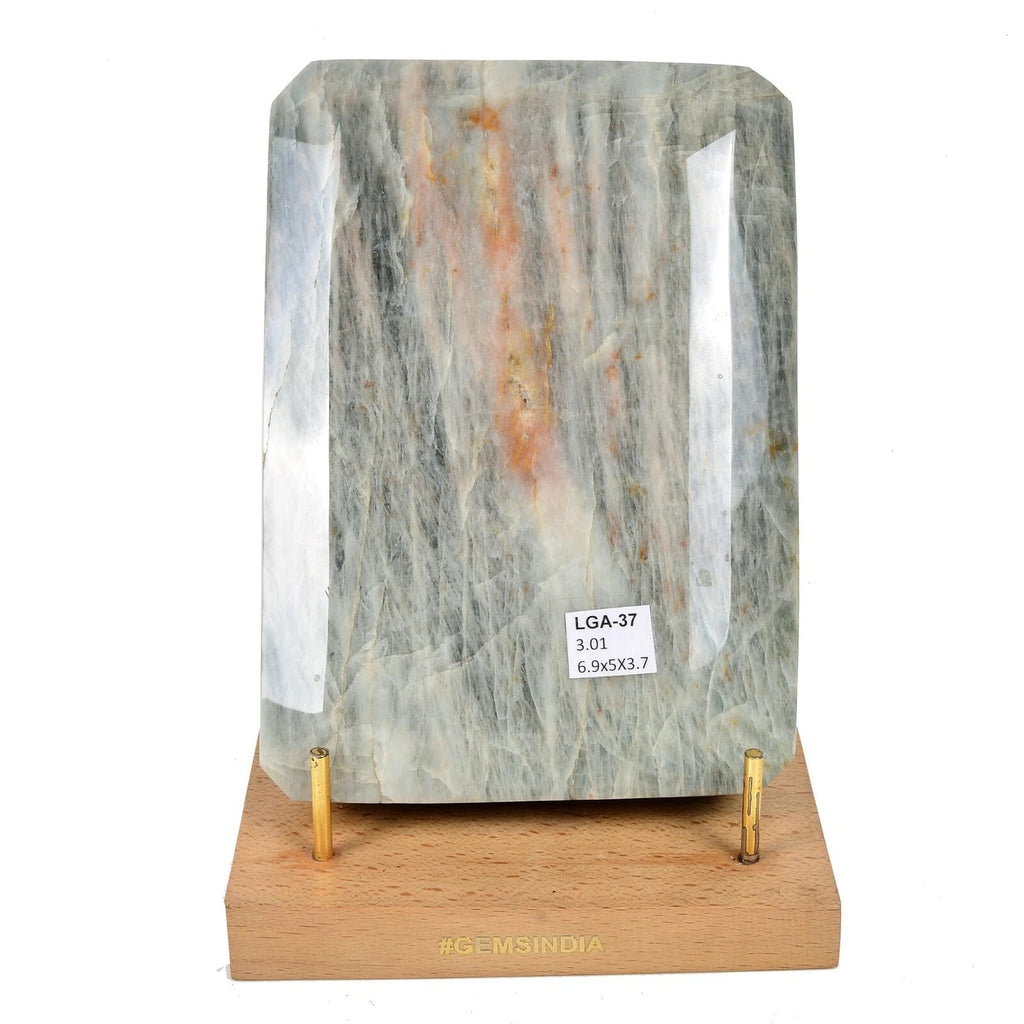 Beryl Loose Gemstone, Untreated — 6.9x5x3.7 Inch, 15050 Ct (3.01 Kg), Brazil