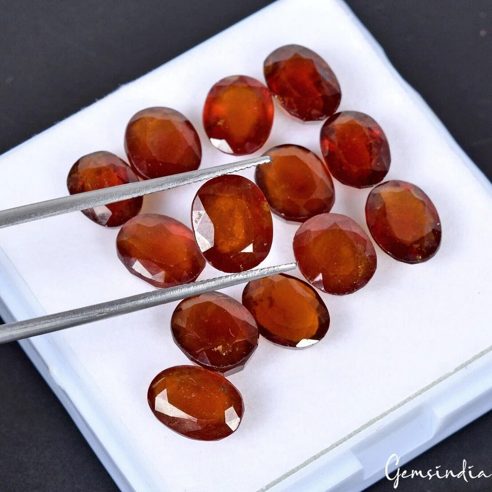 Garnet Lot, Loose Gemstone — 13 Pieces, 8mm, 37.50 Ct