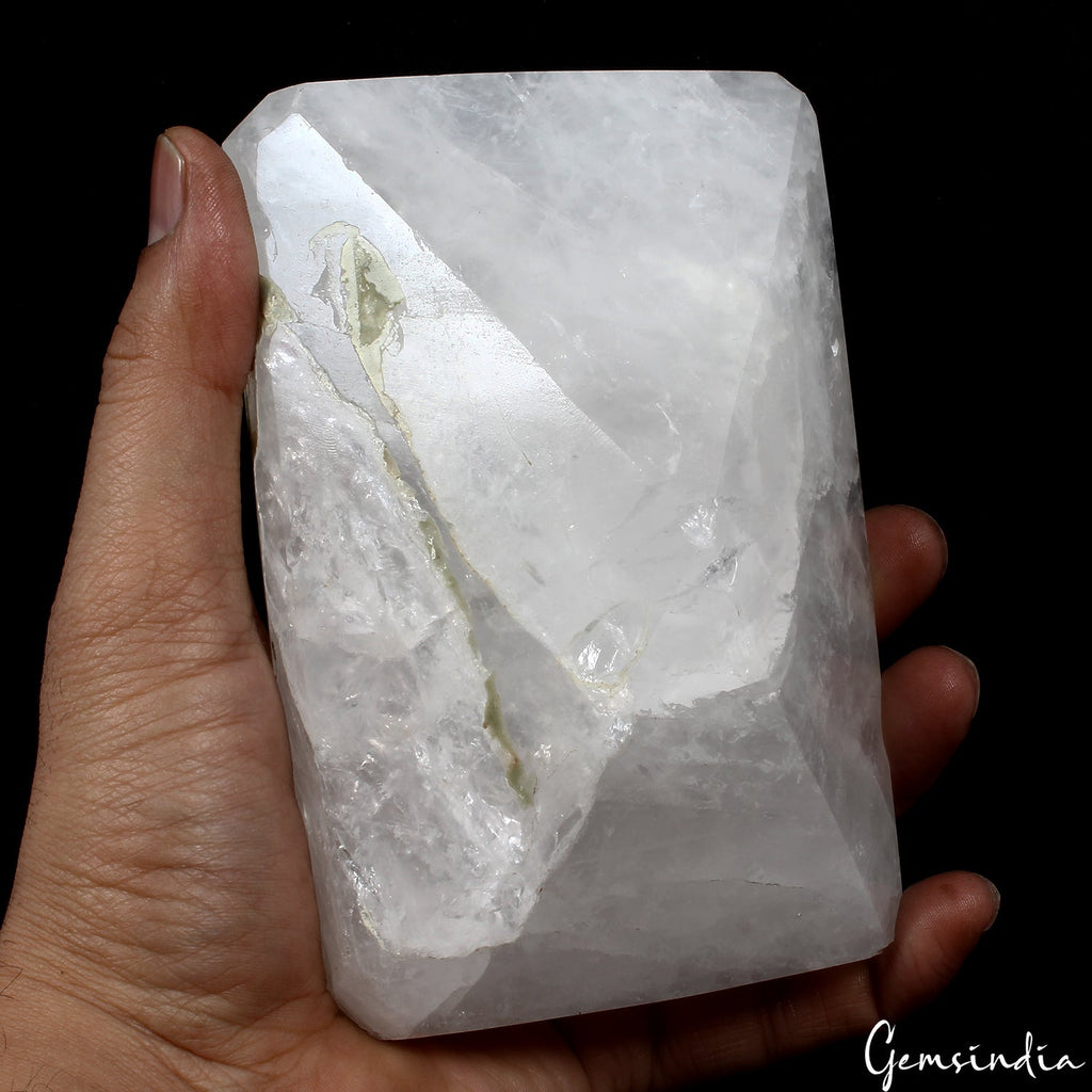 Large 1 kilo White Quartz Crystal Specimen Earth Mined Polished For Home Decor