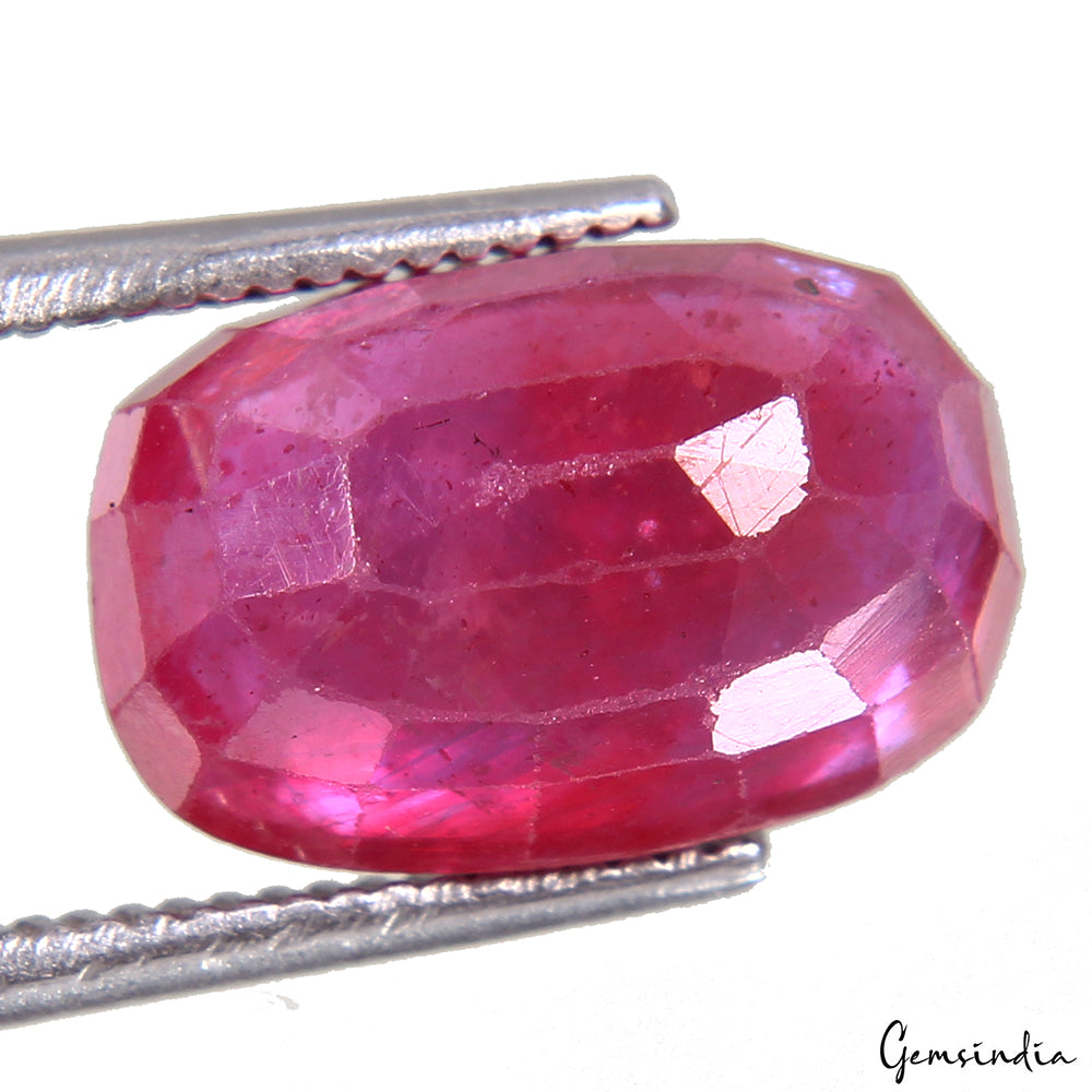 Ruby Loose Gemstone, Oval Cut, Heated — 11x7x6mm, 6.30 Ct