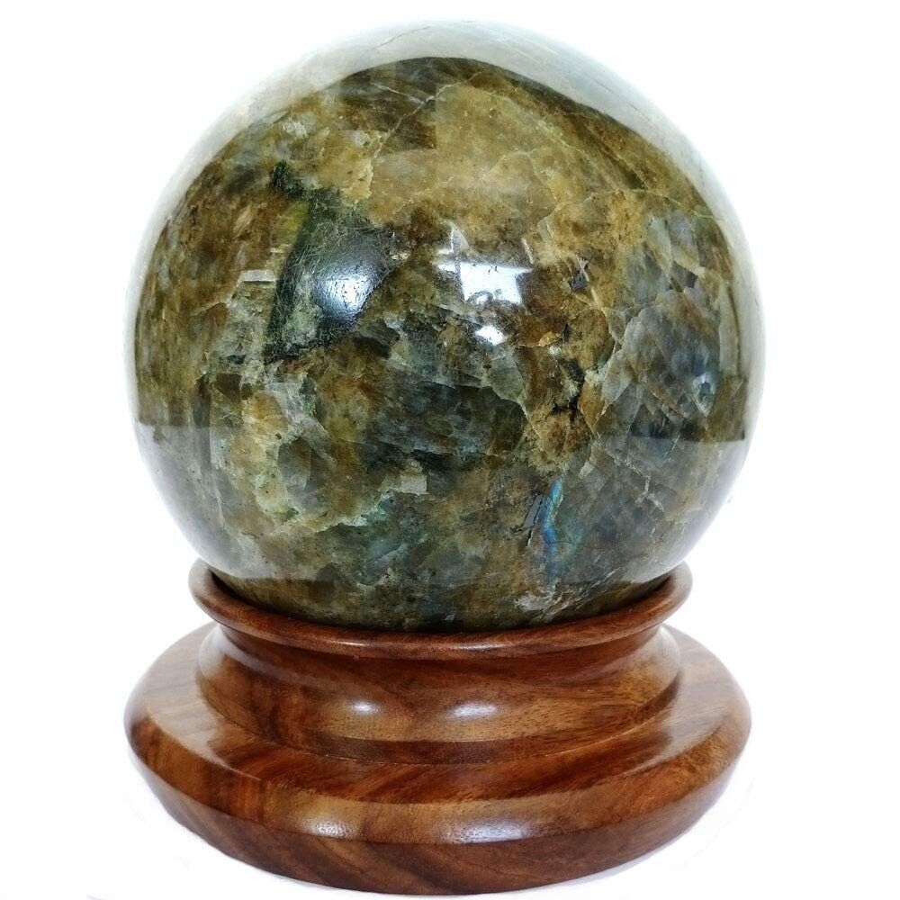 Labradorite Sphere — 5.5 Inch in diameter, 3.85 Kg (19250 Ct)