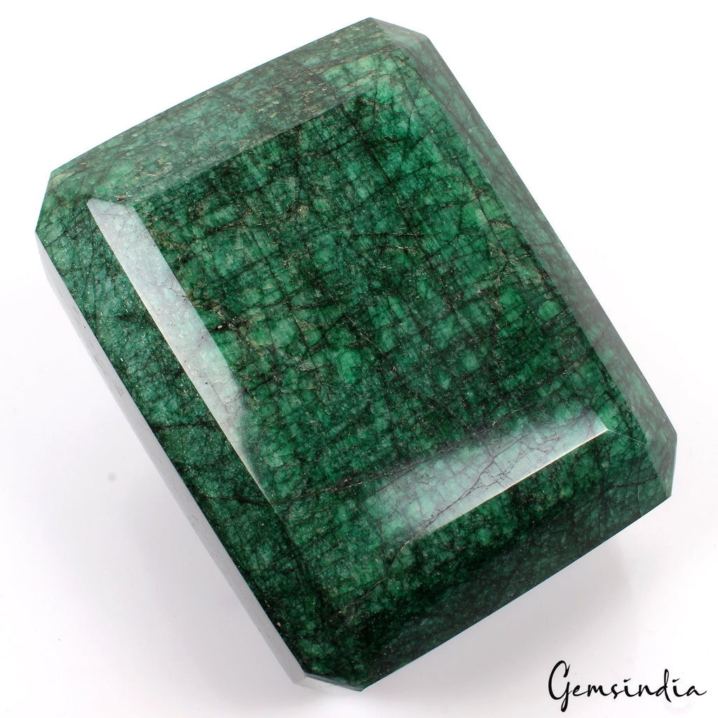 Huge 4.5Kg Natural Brazilian Green Emerald Earth Mined Museum Size Huge Gemstone