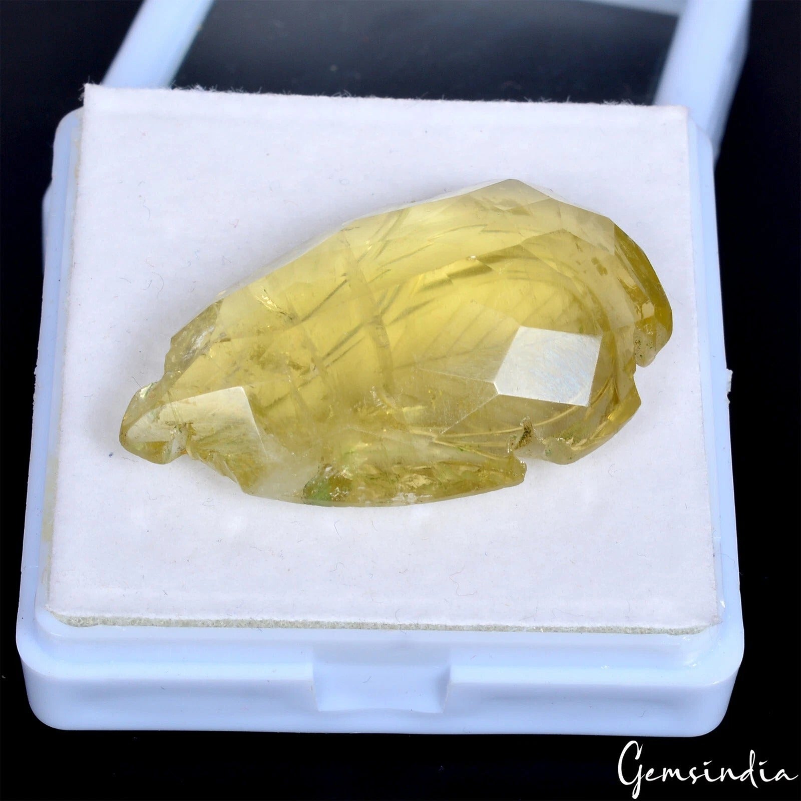 71.40 Ct Natural Untreated Lemon Quartz Citrine Leaf Hand Carved Gem For Pendant