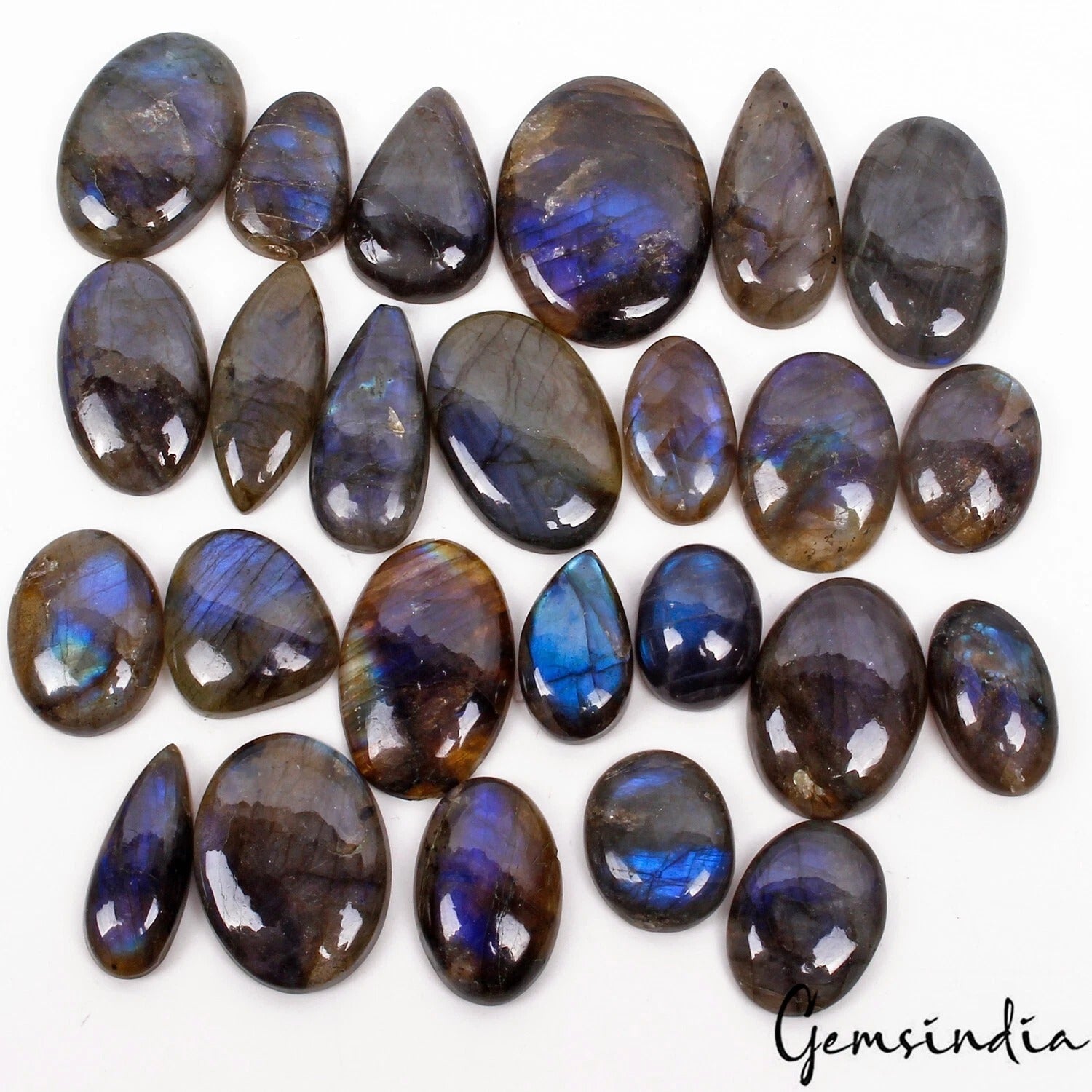Labradorite Lot, Cabochon, Untreated, Blue — 26 Pieces, 20mm to 34mm, 680 Ct, India