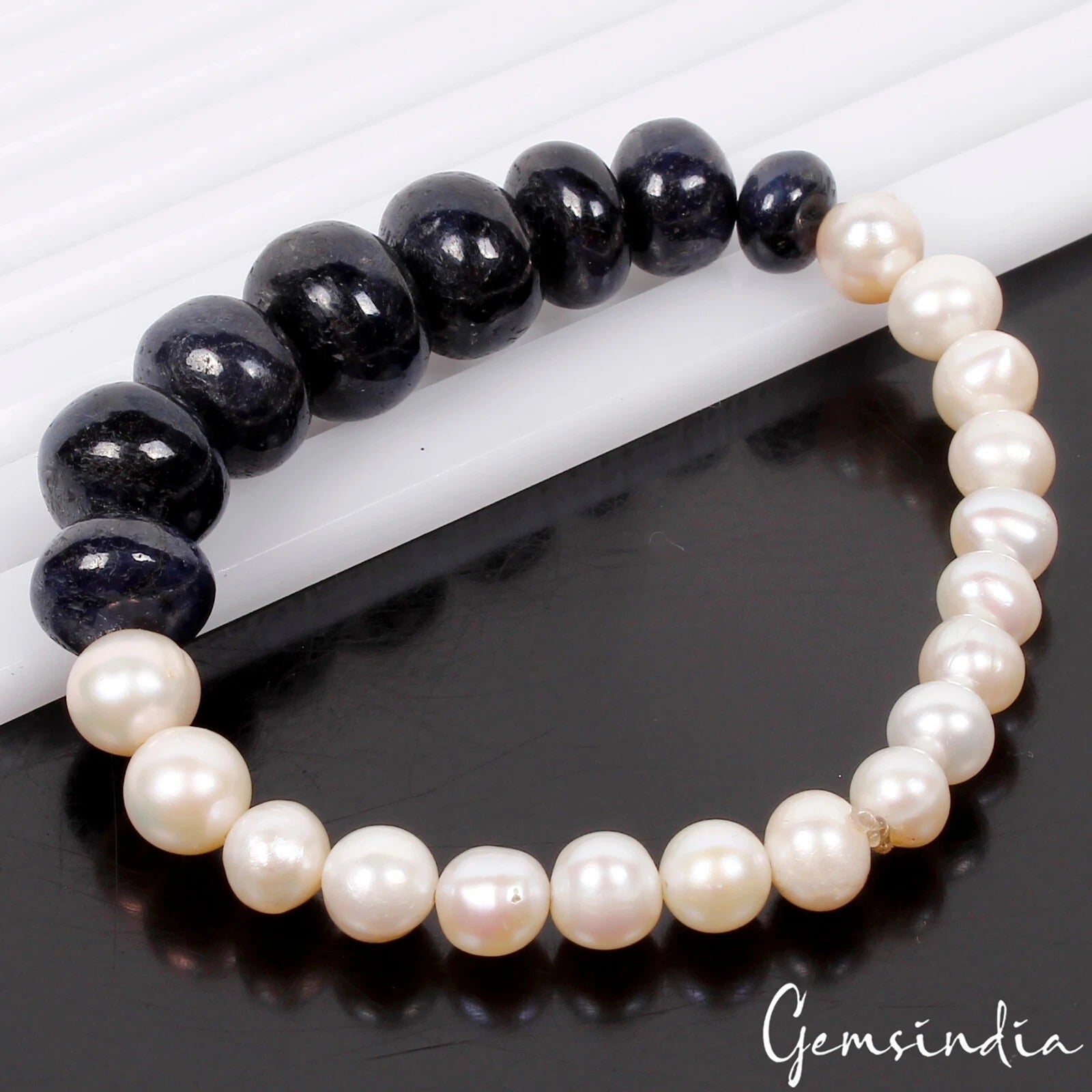 145 Ct Round Bead Freshwater Pearl & Sapphire Stretchable Bracelet Jewelry 6.5"