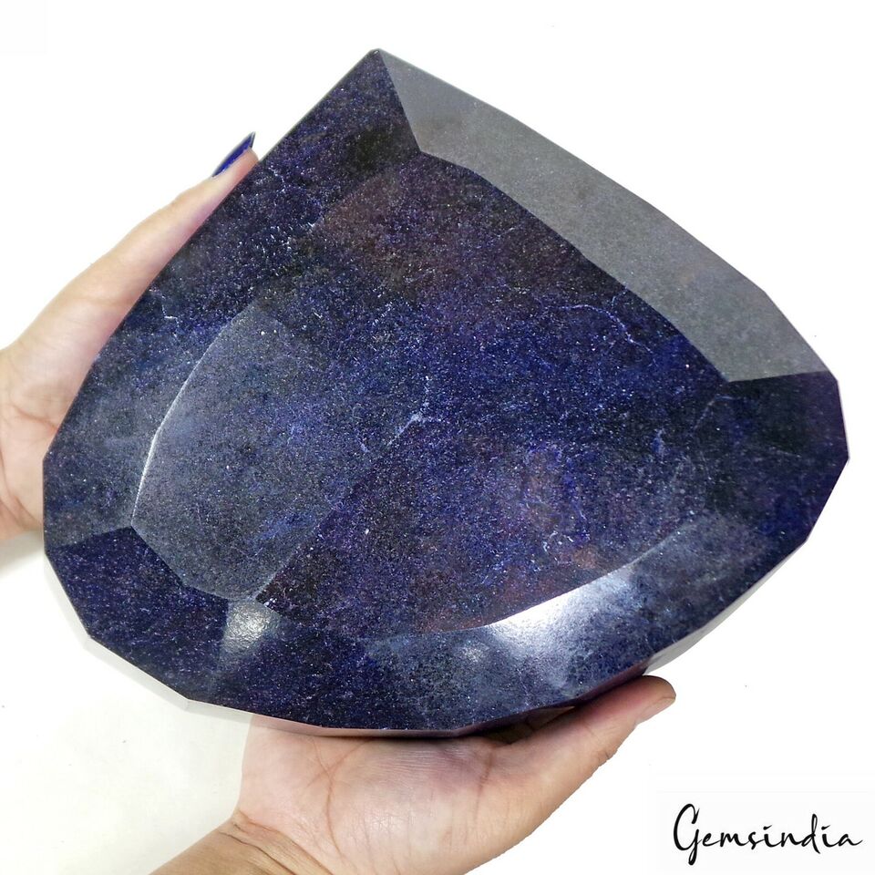 7.2 Kilo Natural Blue Sapphire Large Museum Size Top Grade Madagascar Gemstone