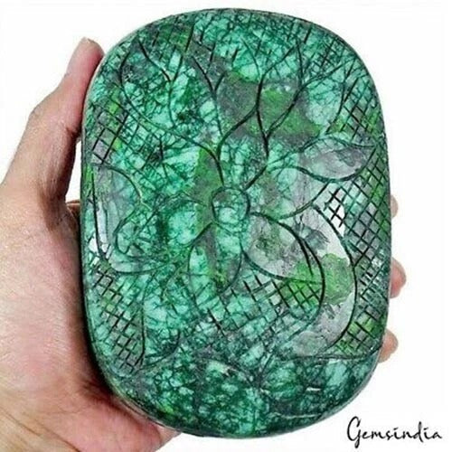 5280 Ct Natural Green Emerald Brazilian Oval Carving Earth Mined Loose Gemstone