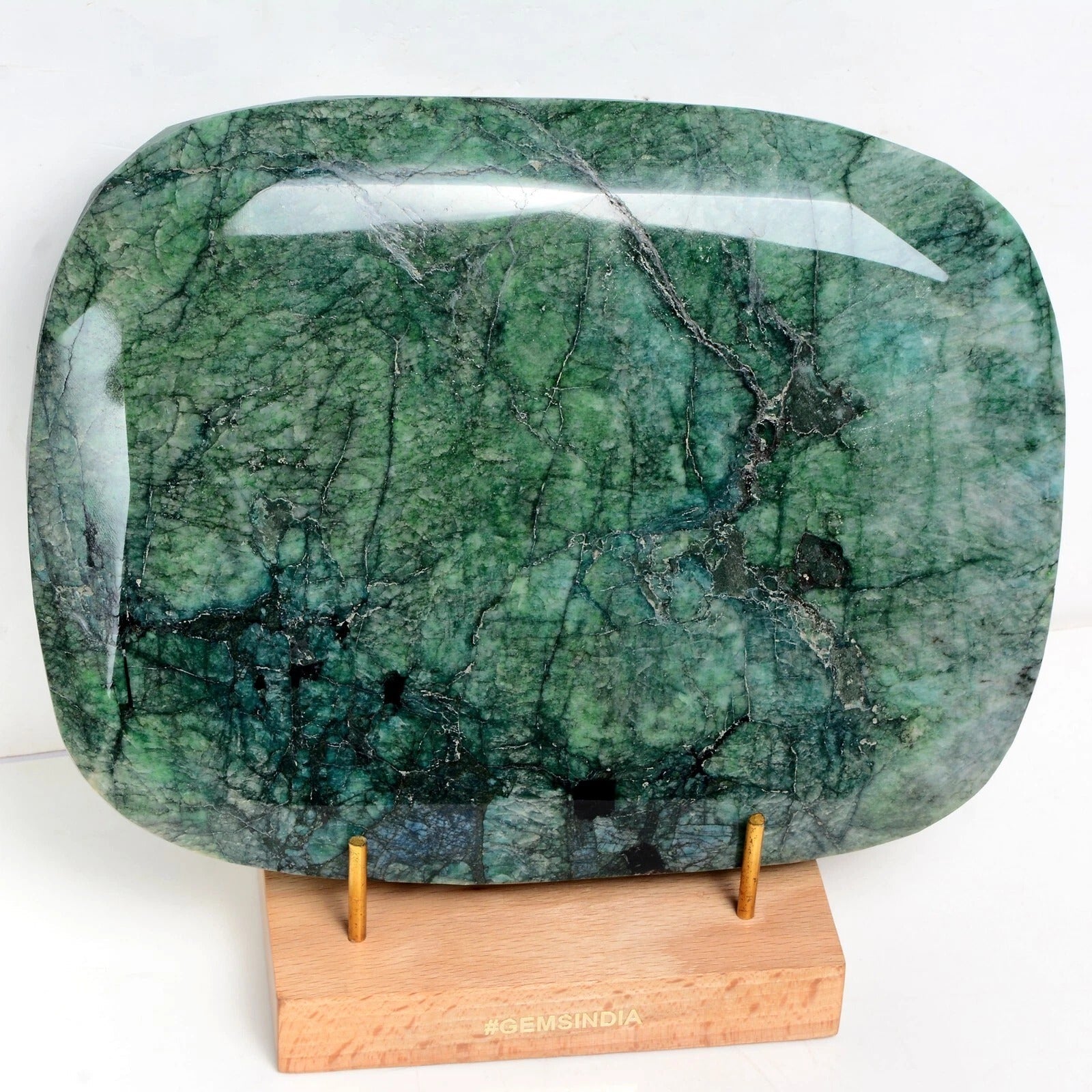 Museum Size 4.7 kg Natural Brazilian Green Emerald Oval Faceted Earth Mined Gem