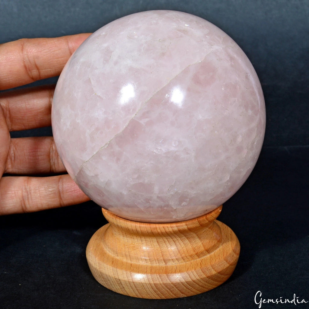 Rose Quartz Sphere, Untreated — 3.1 Inch in diameter, 1.27 Kg (6350 Ct), Madagascar