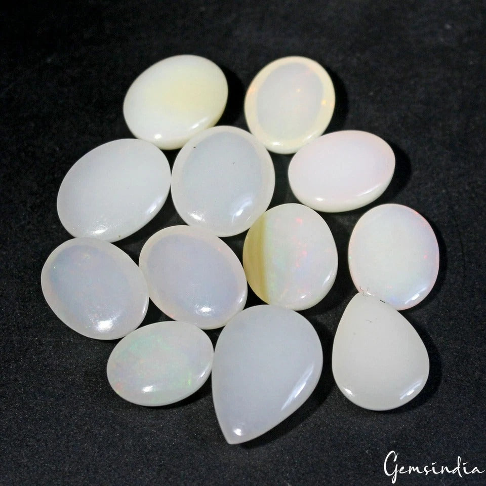 Opal Lot, Cabochon, Untreated — 12 Pieces, 10mm to 14mm, 29.50 Ct, Australia