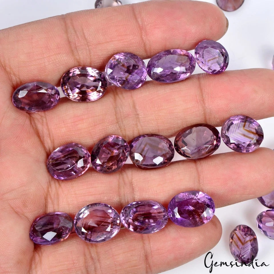 Amethyst Lot, Loose Gemstone, Oval Cut, Purple — 25 Pieces, 11mm to 15mm, 197.00 Ct, Uruguay