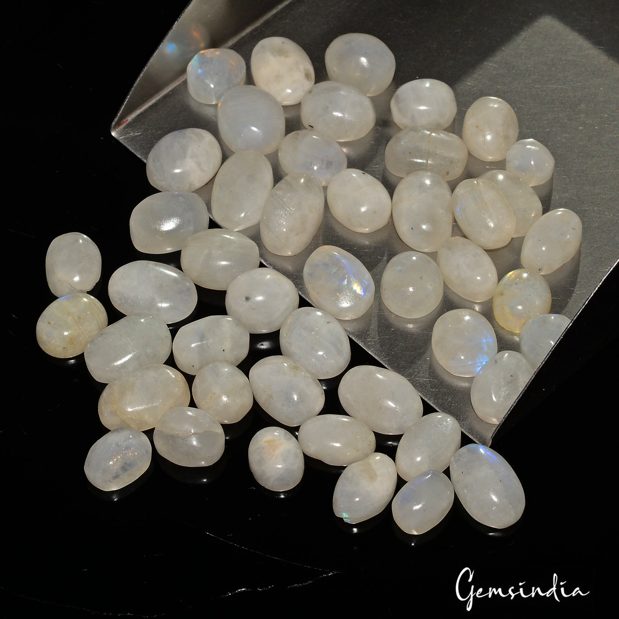 46 Pcs Natural Rainbow Moonstone 8-16mm Oval Shape Blue Shines Cab Gemstones Lot