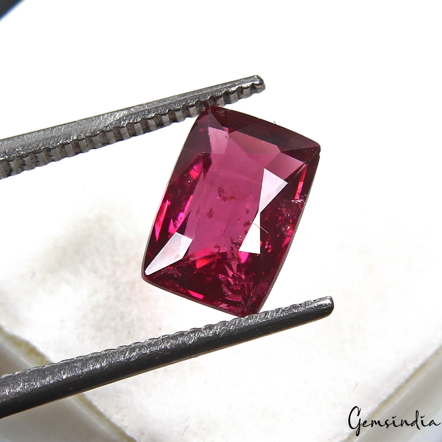 Certified 1.95 Cts Natural Rhodolite Rose Garnet Cushion Cut Rare Gem For Ring