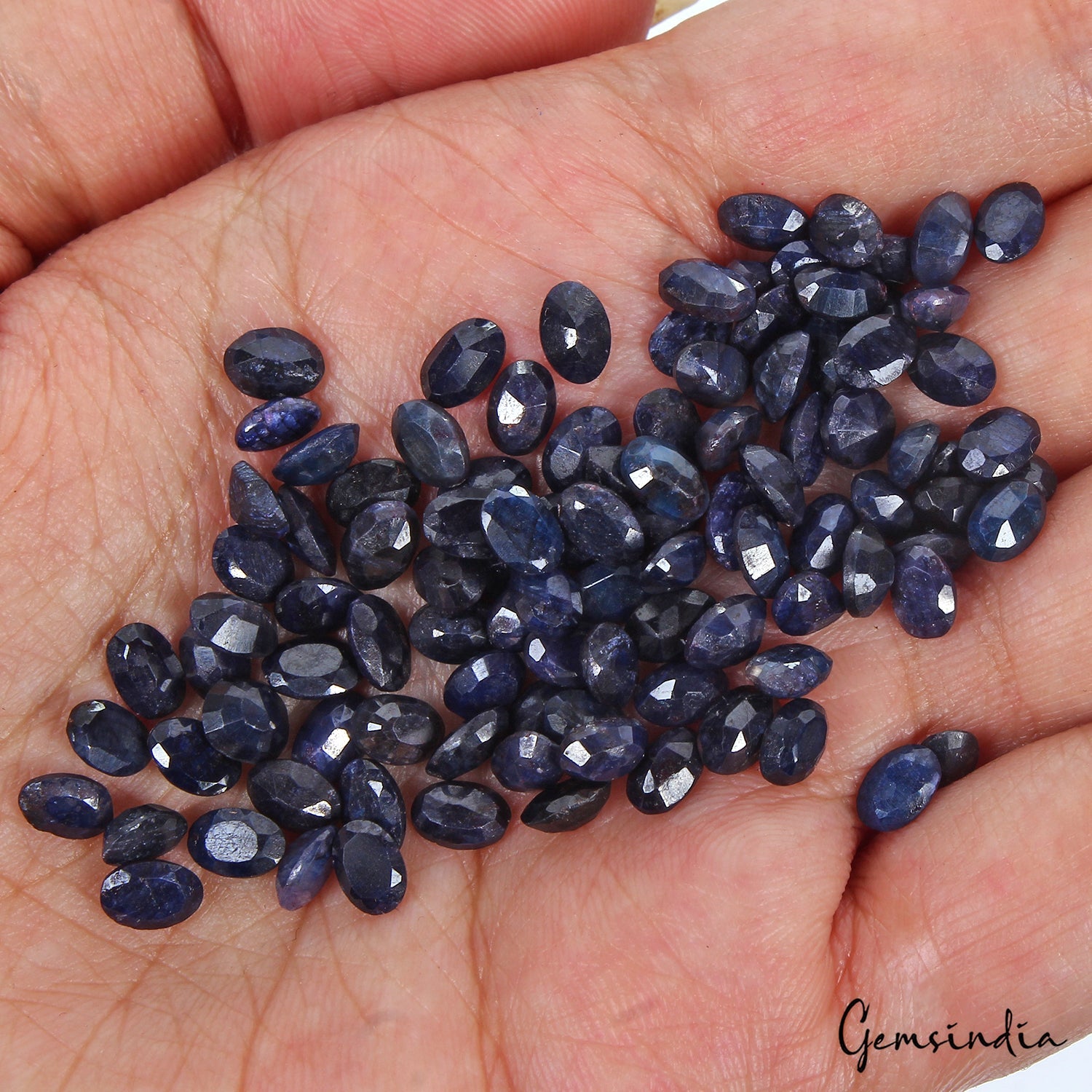 Certified 63.80 Ct/105 Pcs Natural Blue Sapphire Oval Calibrated Gem For Jewelry