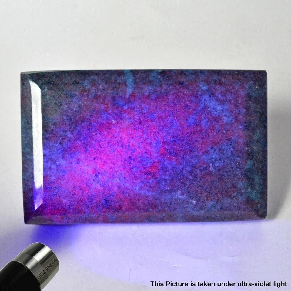 Ruby Kyanite Loose Gemstone, Untreated — 4x2.5x1.75 Inch, 3200 Ct (0.64 Kg), Madagascar